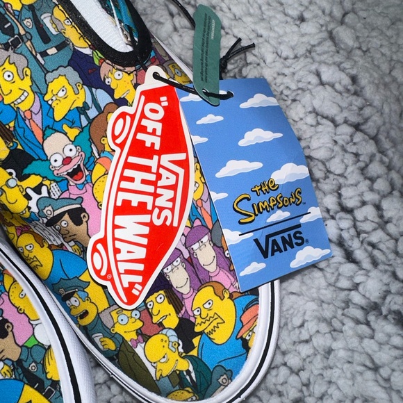 Vans - Picture 6 of 7
